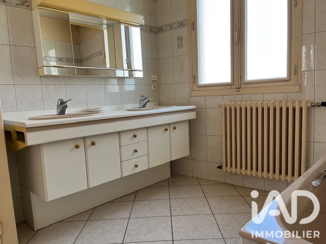 Vente maison à Chauché (85140) : maison traditionnelle 7 pièces 145 m² - 2105321 — 4