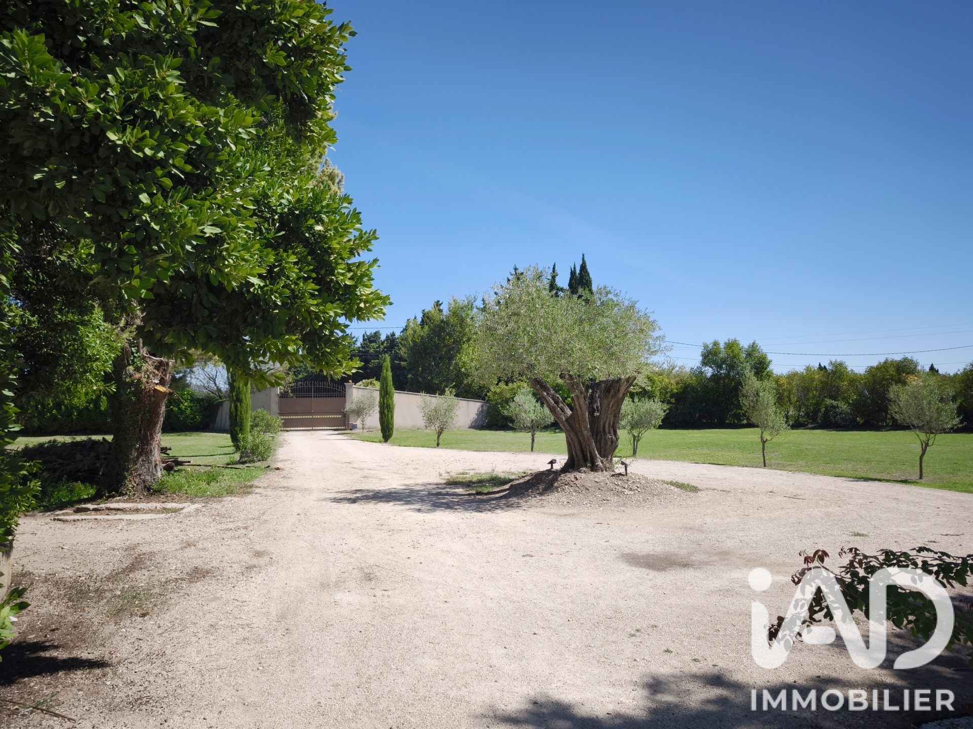 Vente maison à Jonquières (84150) : maison traditionnelle 16 pièces 473 m² - 2105668 — 28