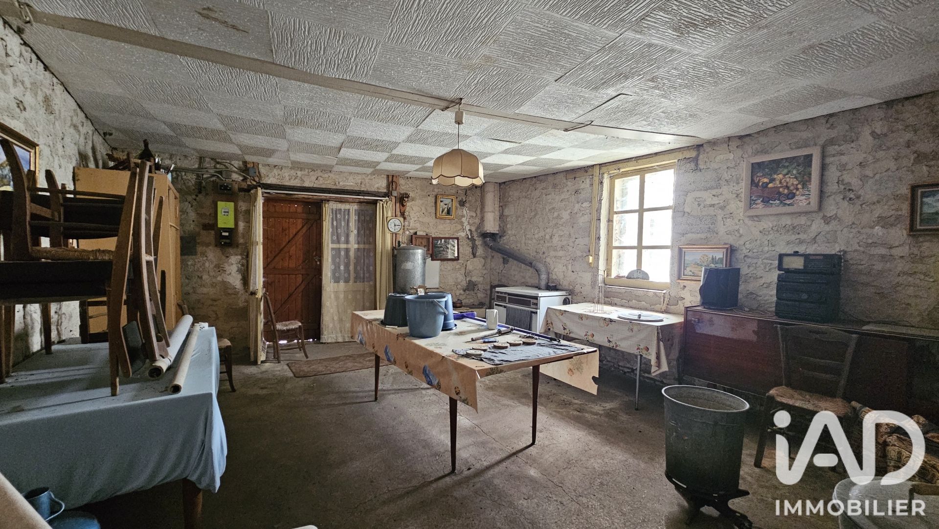 Vente maison à Charmé (16140) : maison de village 5 pièces 101 m² - 2105160 — 12