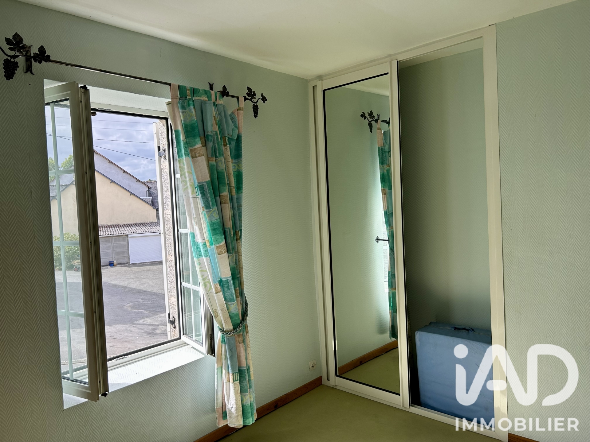 Vente maison à Javron-les-Chapelles (53250) : maison de village 7 pièces 212 m² - 2095902 — 11