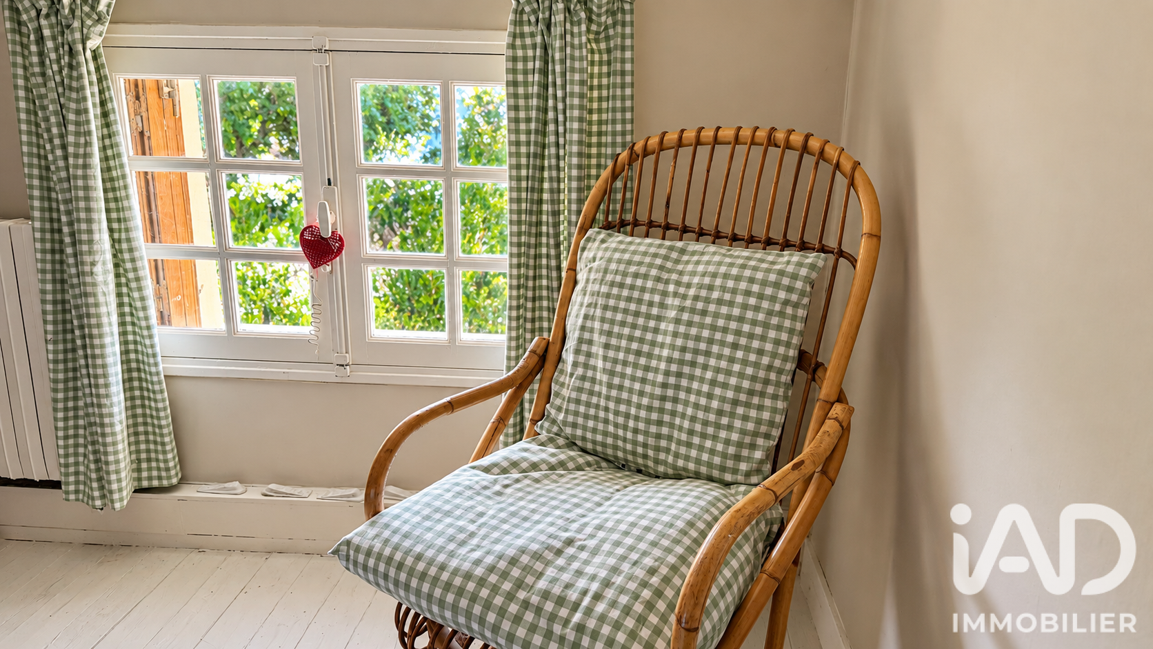 Vente maison à Jazennes (17260) : maison de village 5 pièces 128 m² - 2090550 — 17