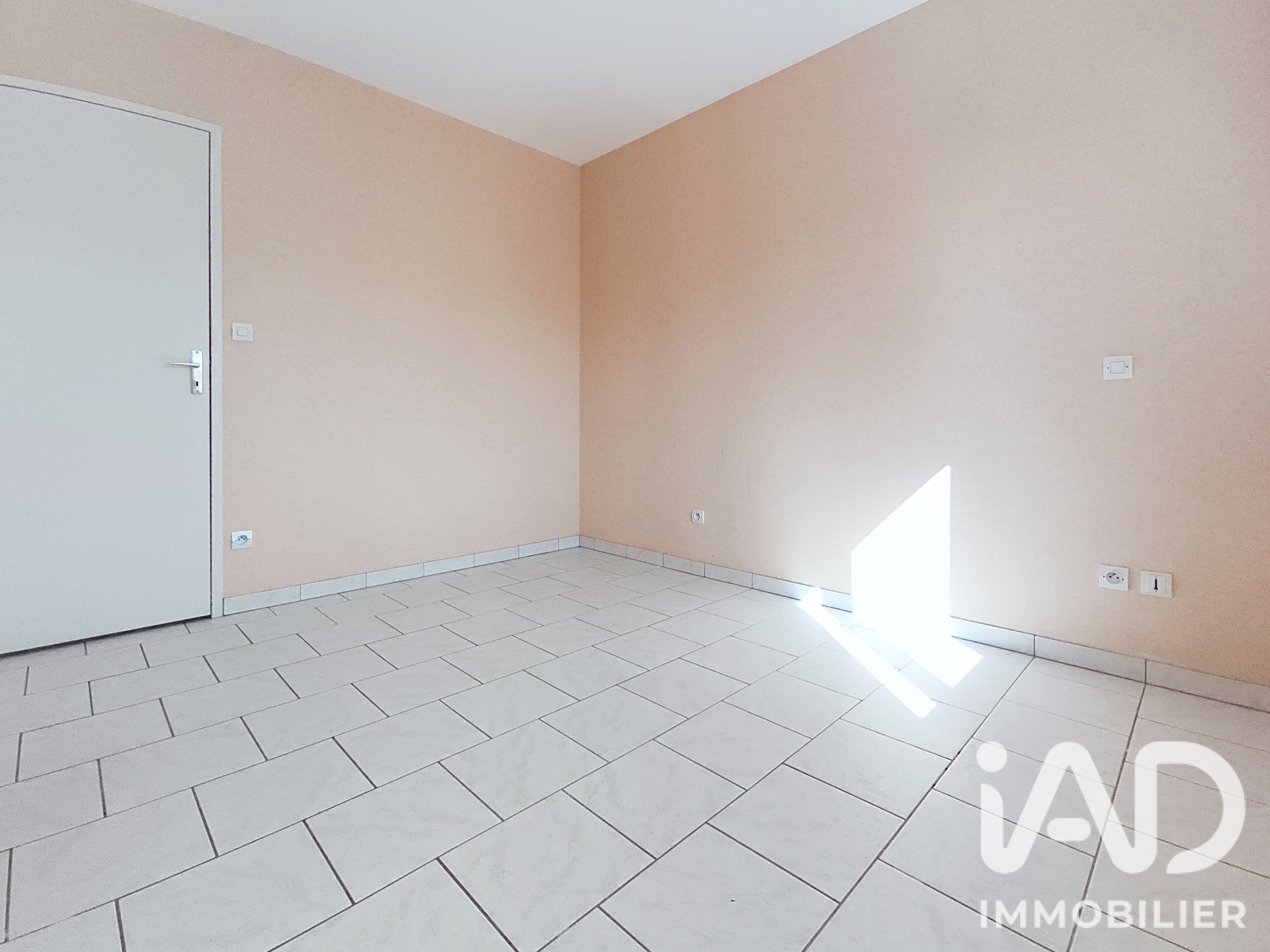 Vente maison à Romorantin-Lanthenay (41200) : pavillon 4 pièces 85 m² - 2102059 — 10