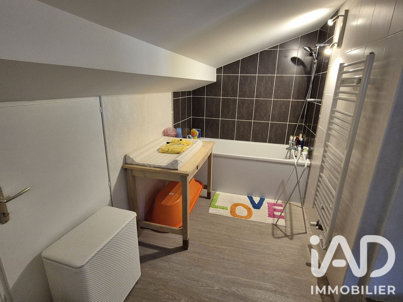Vente maison à Thénezay (79390) : maison de village 3 pièces 113 m² - 2106000 — 9