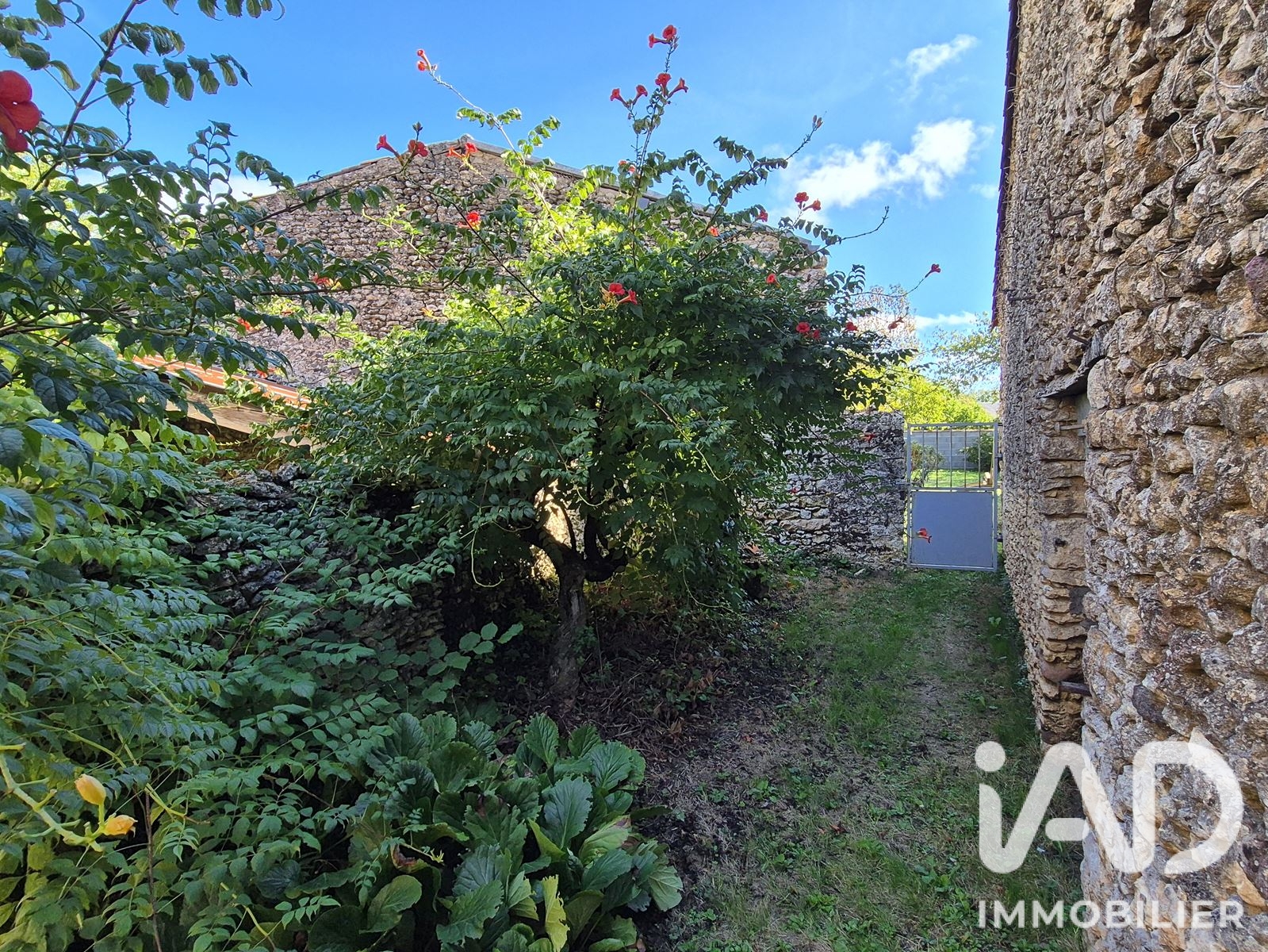 Vente maison à Thénezay (79390) : maison de village 3 pièces 113 m² - 2106000 — 13