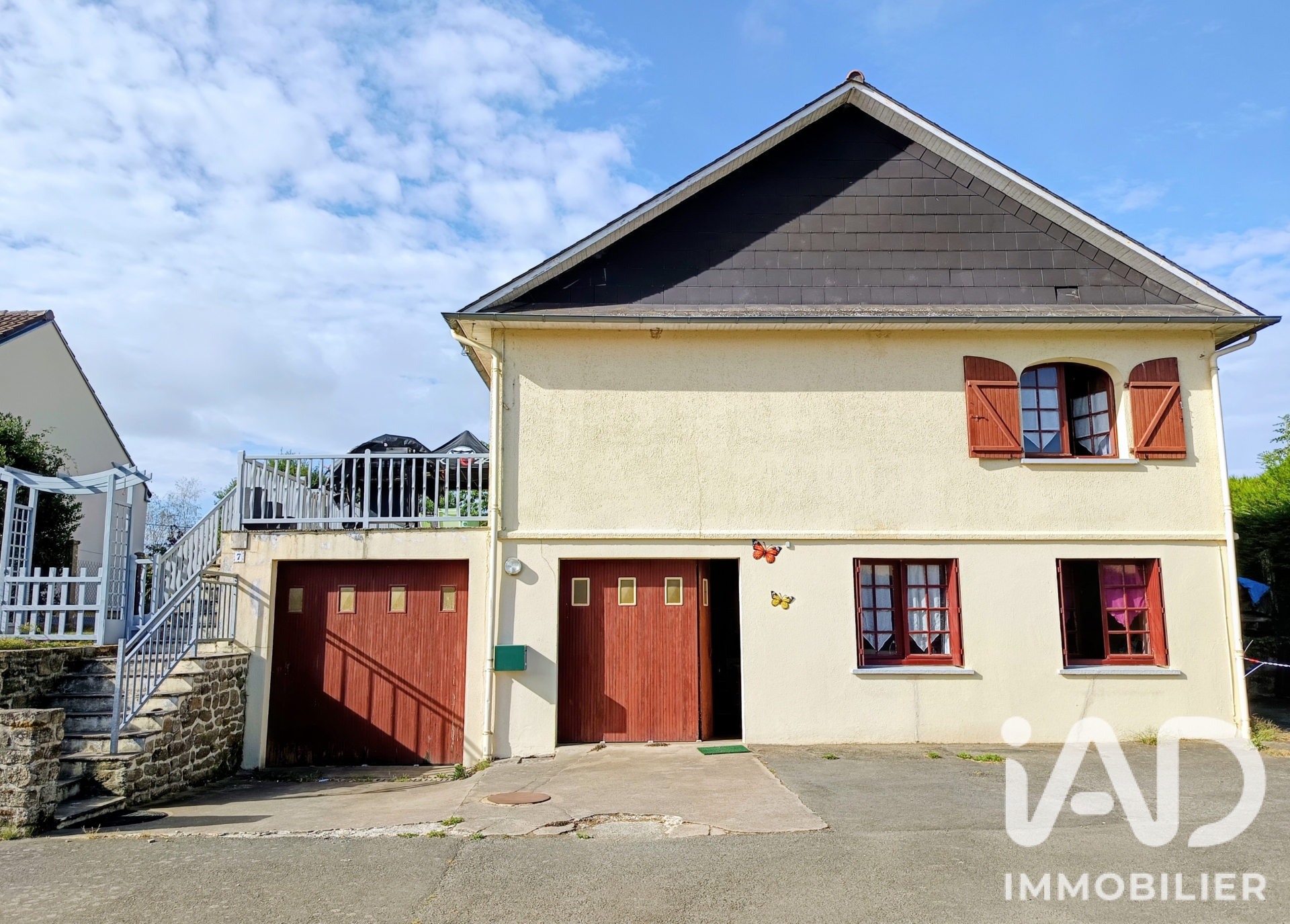 Maison à vendre à Marcillé-la-Ville — 121 000 € — IAD France