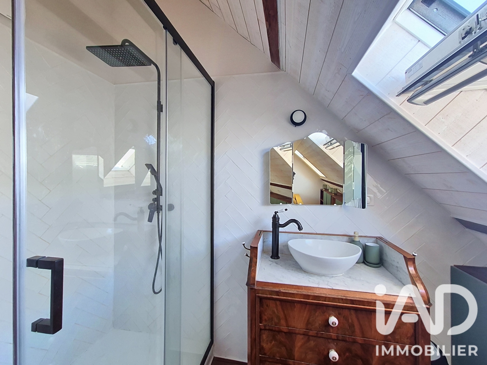 Vente maison à Besse-et-Saint-Anastaise (63610) : maison de village 7 pièces 110 m² - 2081079 — 20