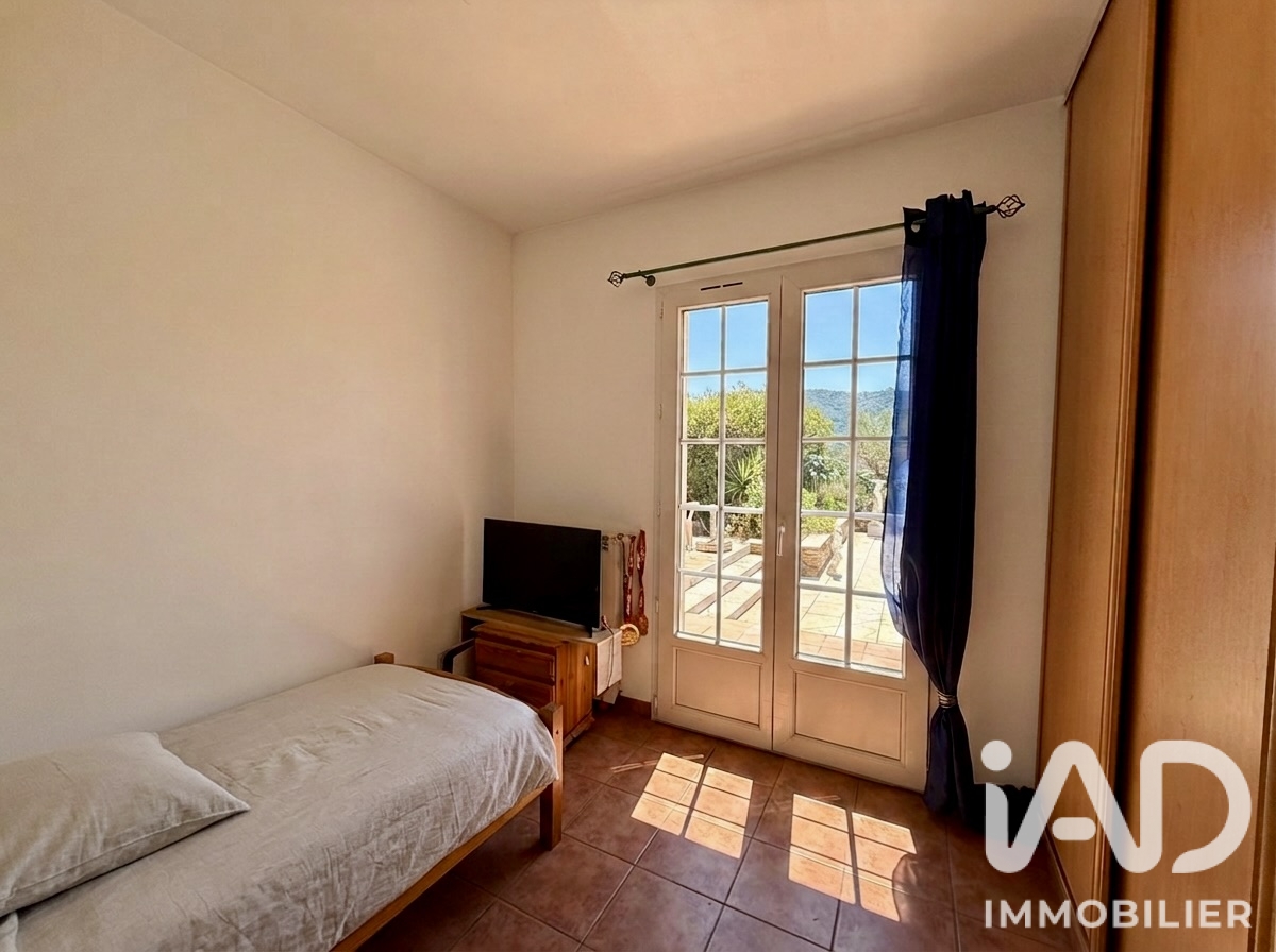 Vente maison à Collobrières (83610) : maison 6 pièces 155 m² - 2106251 — 8