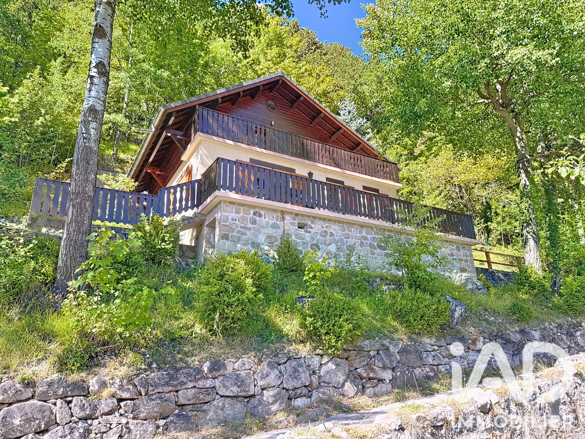 Vente maison à Saint-Martin-Vésubie (06450) : châlet 3 pièces 95 m² - 2109586 — 24