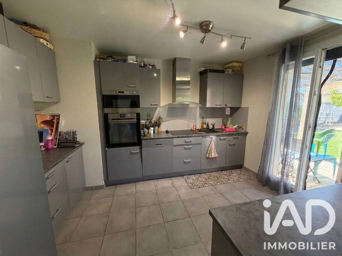 Vente maison à Livron-sur-Drôme (26250) : maison traditionnelle 4 pièces 87 m² - 2105451 — 5