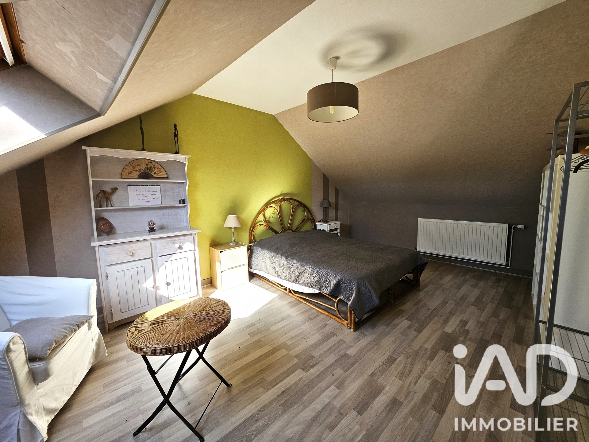Vente maison à Veuzain-sur-Loire (41150) : maison de village 5 pièces 110 m² - 2100798 — 9