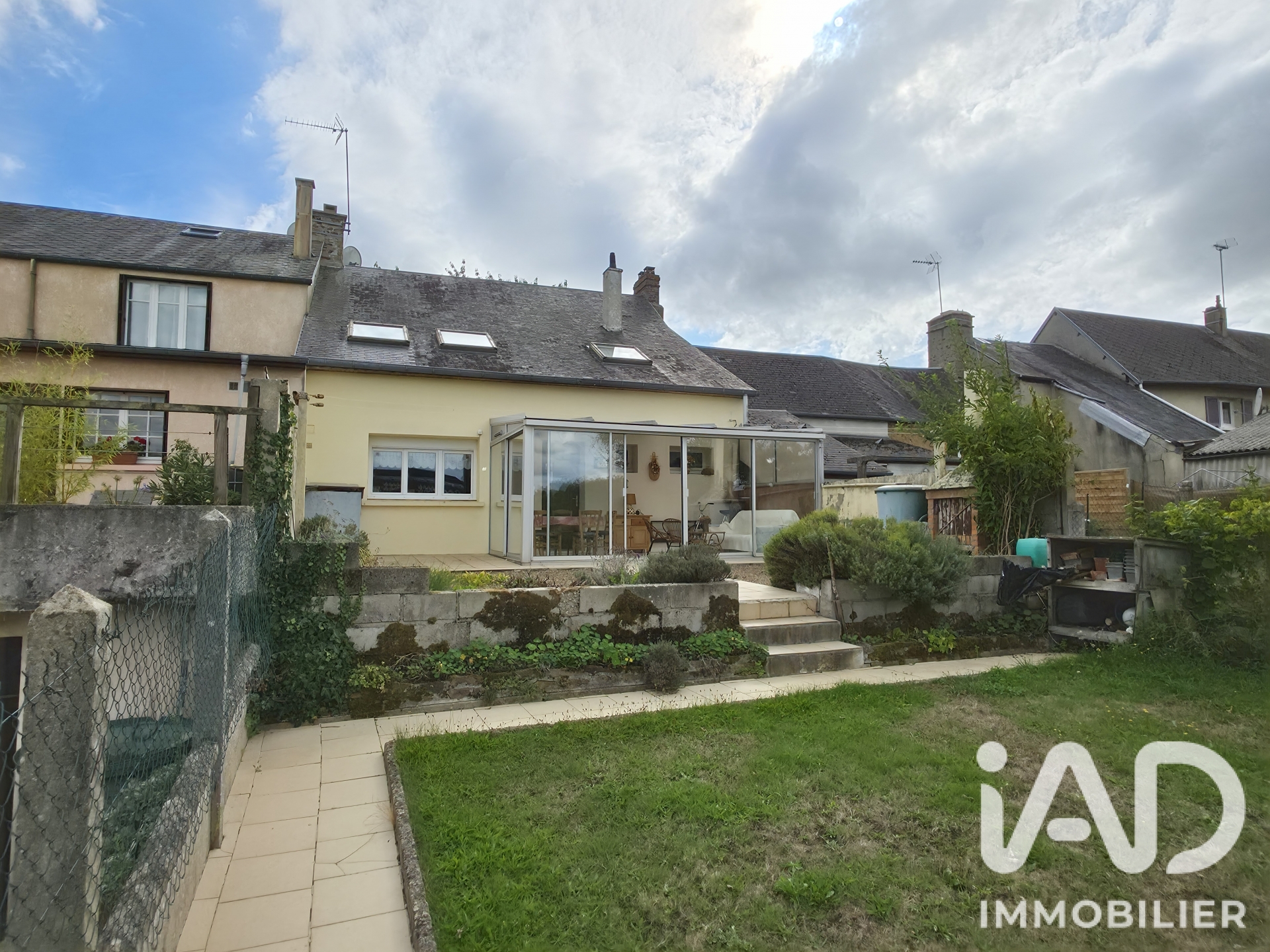 Maison à vendre à Torigny-les-Villes — 132 500 € — IAD France