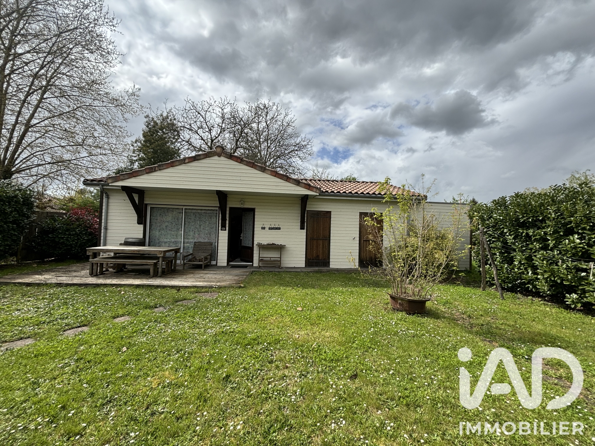 Vente maison à Le Tuzan (33125) : maison 8 pièces 200 m² - 2106436 — 10