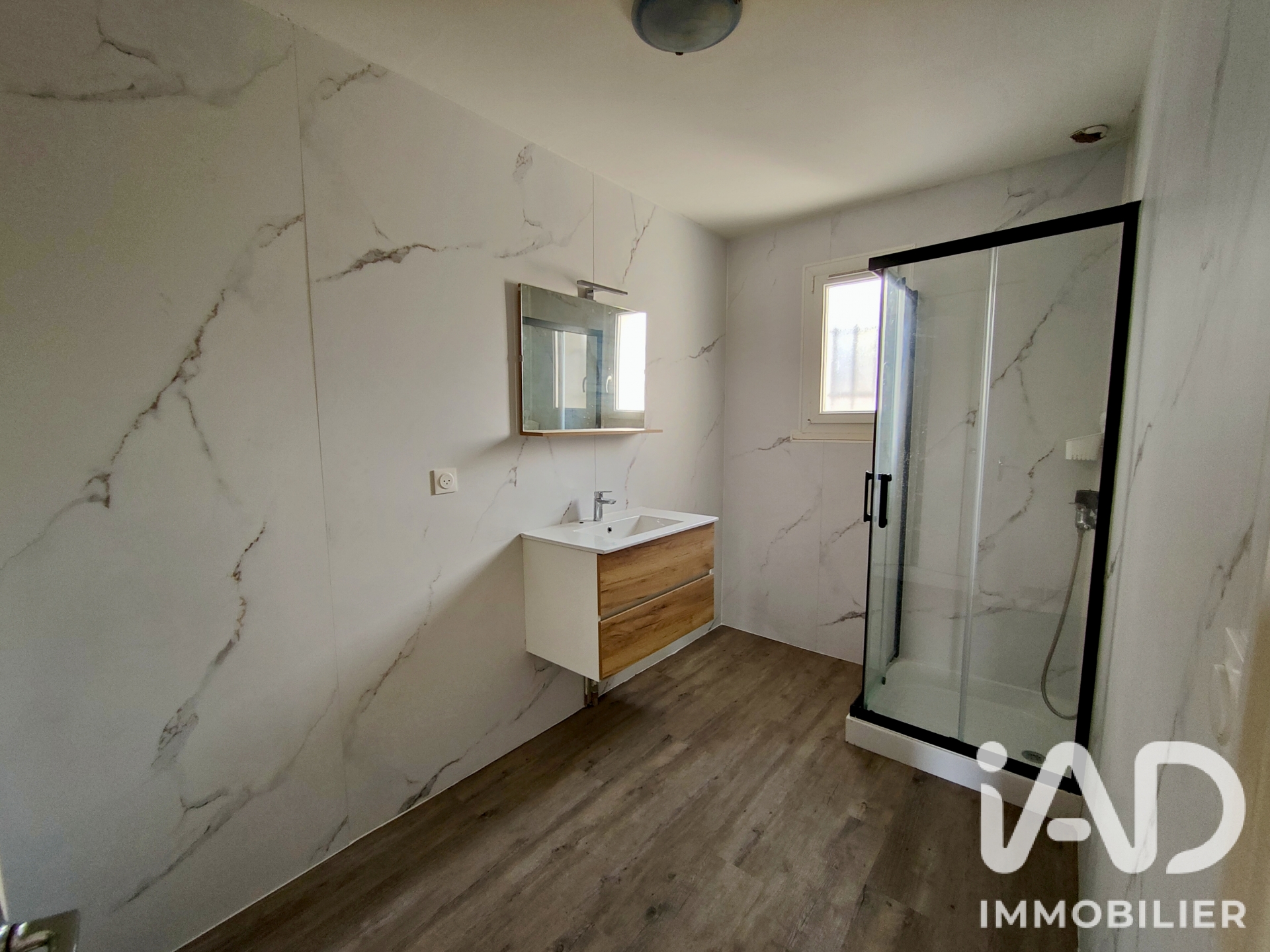 Vente maison à Saint-Brisson-sur-Loire (45500) : maison de village 4 pièces 80 m² - 2103654 — 6