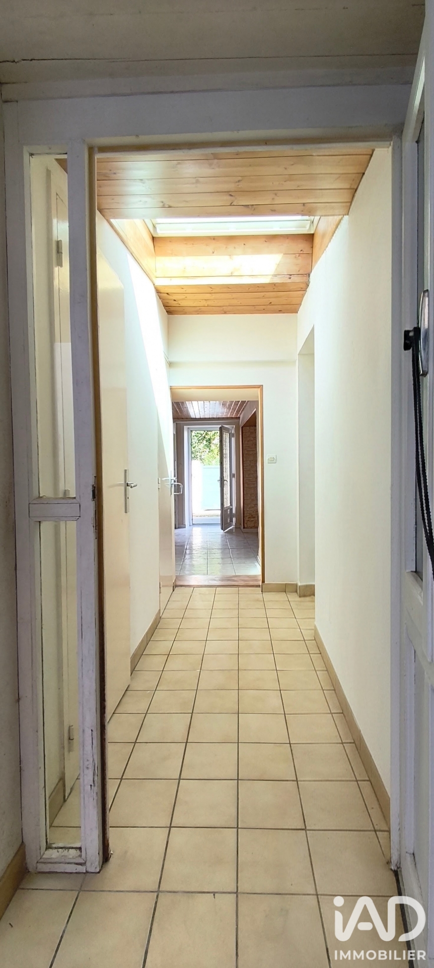 Vente maison à Nieul-sur-Mer (17137) : maison de village 4 pièces 96 m² - 2105113 — 5