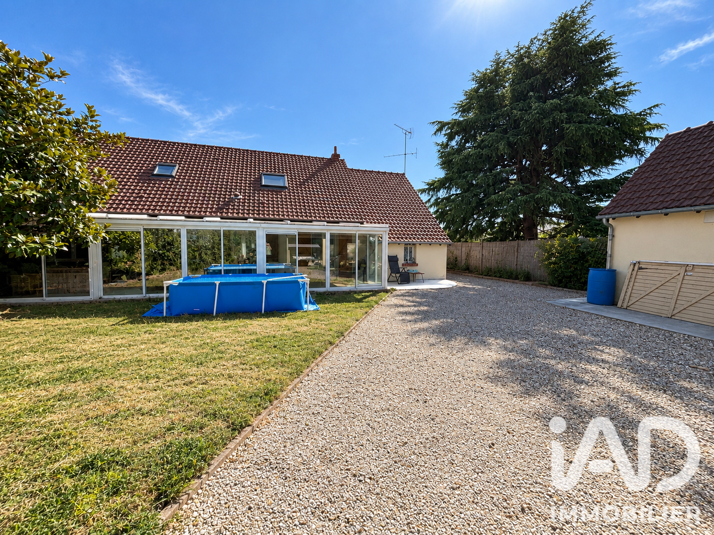 Vente maison à Fleury-les-Aubrais (45400) : maison 7 pièces 160 m² - 2105648 — 18