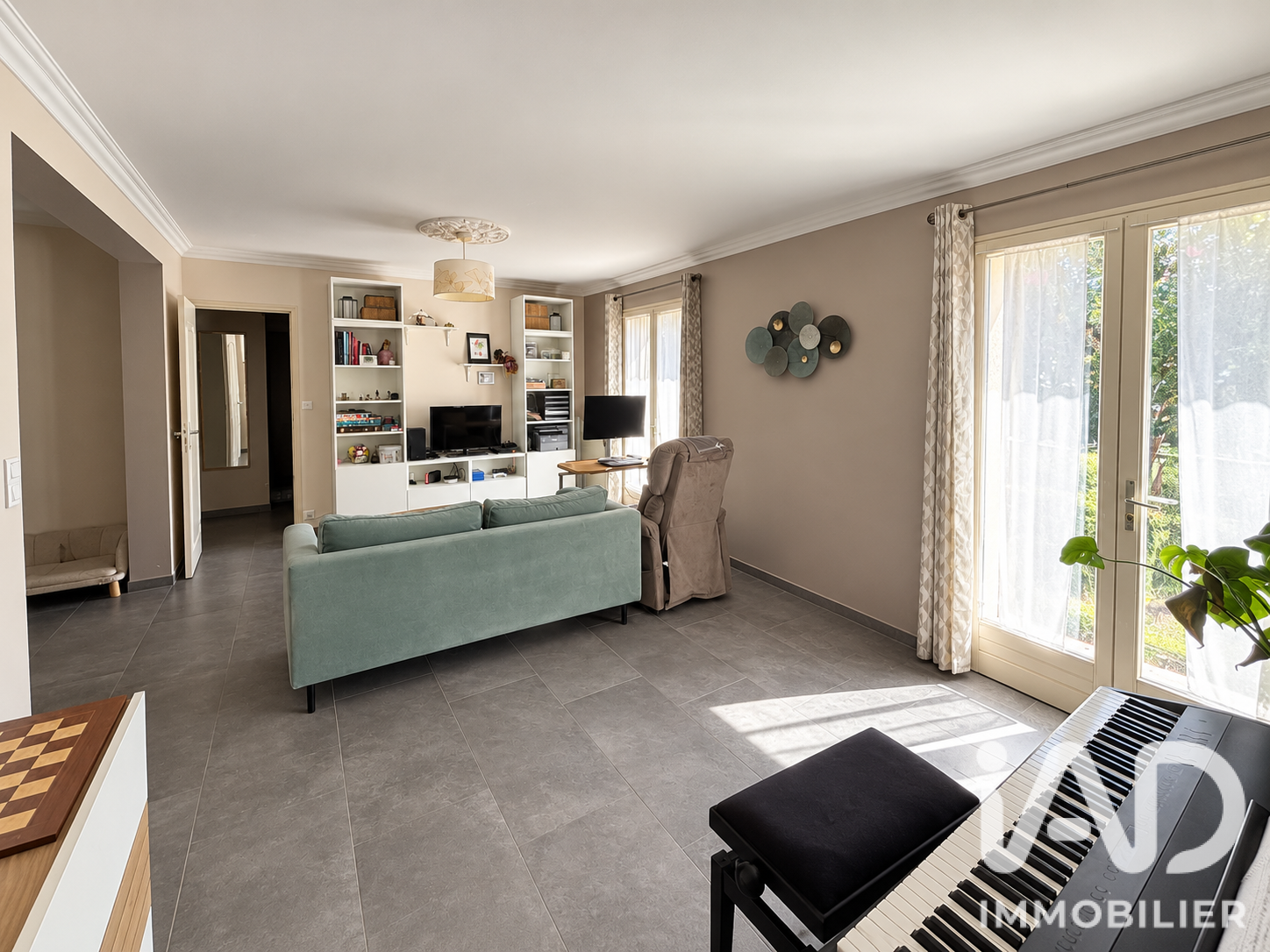 Vente maison à Fleury-les-Aubrais (45400) : maison 7 pièces 160 m² - 2105648 — 4