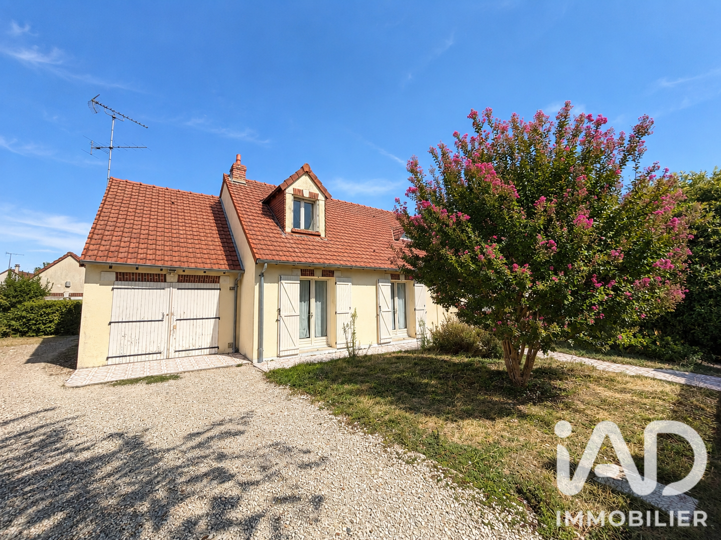 Vente maison à Fleury-les-Aubrais (45400) : maison 7 pièces 160 m² - 2105648 — 13