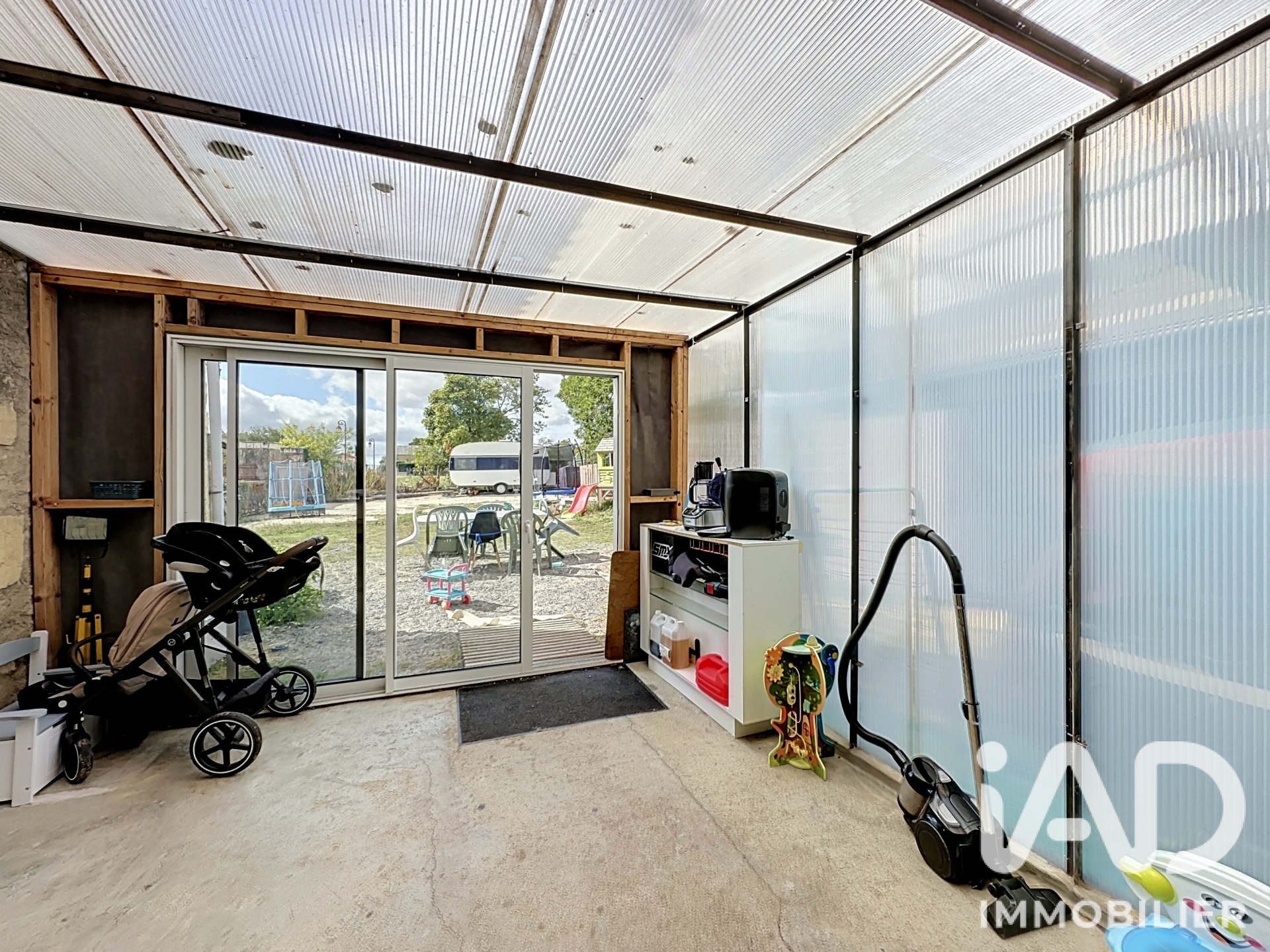 Vente maison à Plaine-et-Vallées (79100) : maison de village 3 pièces 66 m² - 2106770 — 8