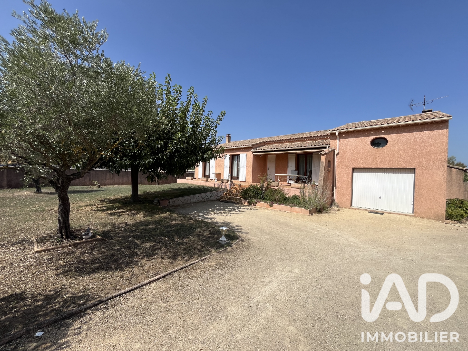 Maison à vendre à Lapalud — 284 000 € — IAD France