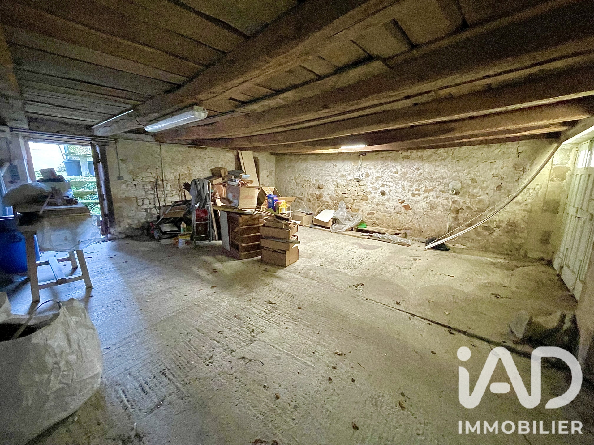 Vente maison à La Trimouille (86290) : maison de village 3 pièces 106 m² - 2106390 — 17