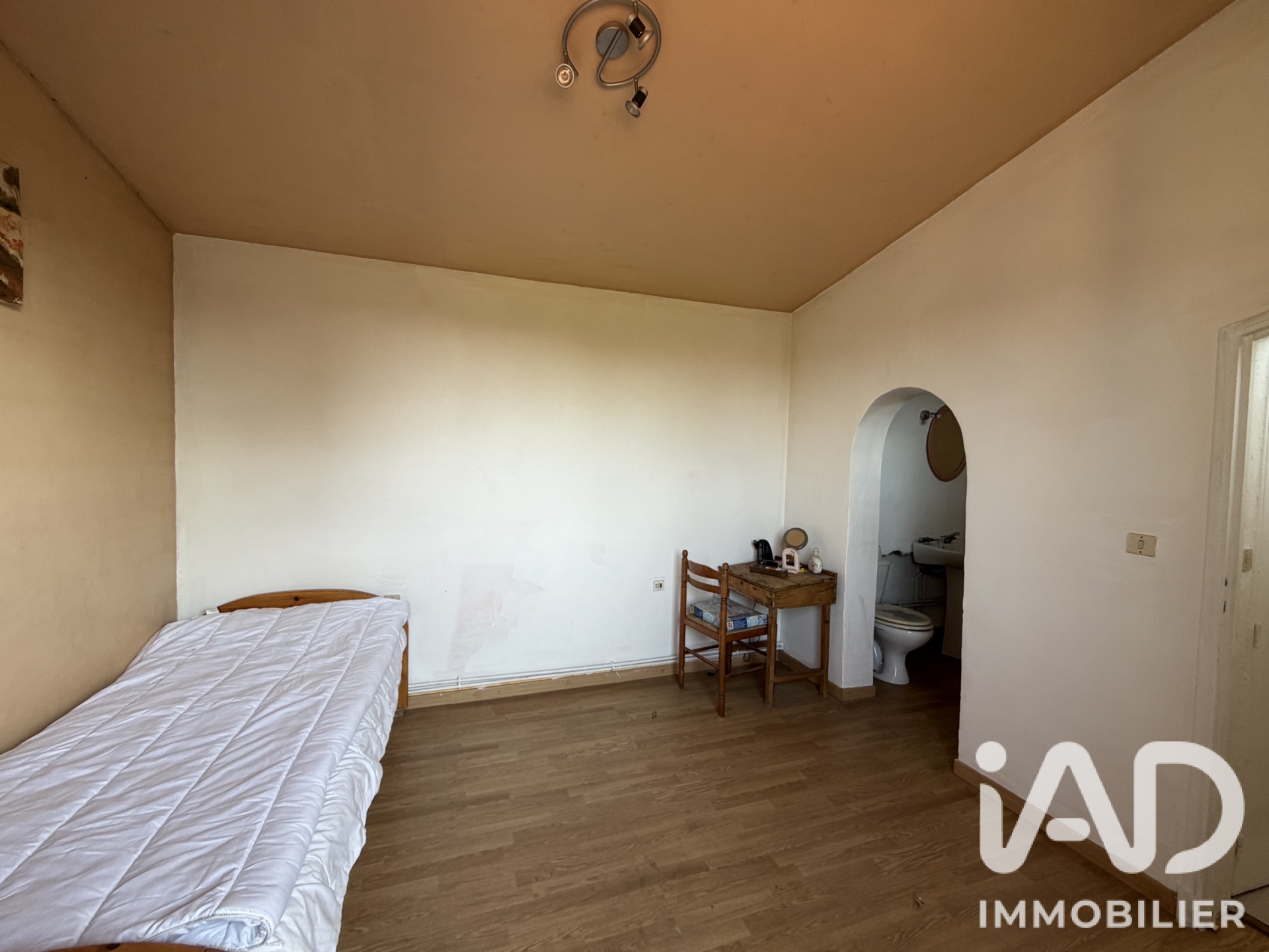 Vente maison à Bédarrides (84370) : maison traditionnelle 9 pièces 217 m² - 2106521 — 16
