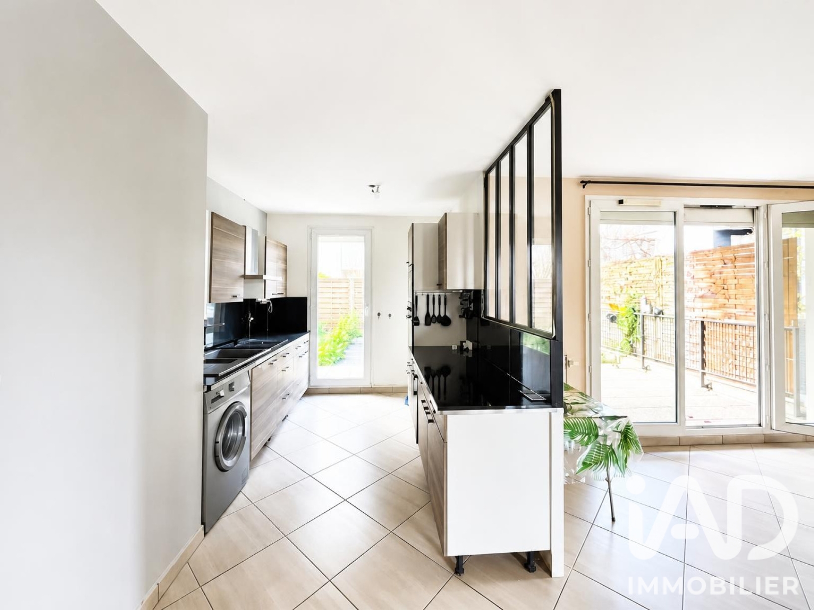 Appartement à vendre à Vitry-sur-Seine — 299 000 € — IAD France