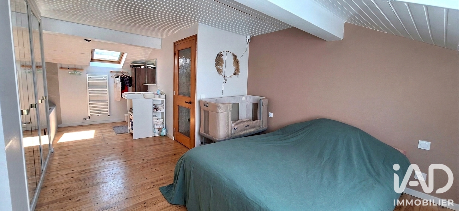 Vente maison à Saint-Héand (42570) : maison de village 3 pièces 143 m² - 2108378 — 12