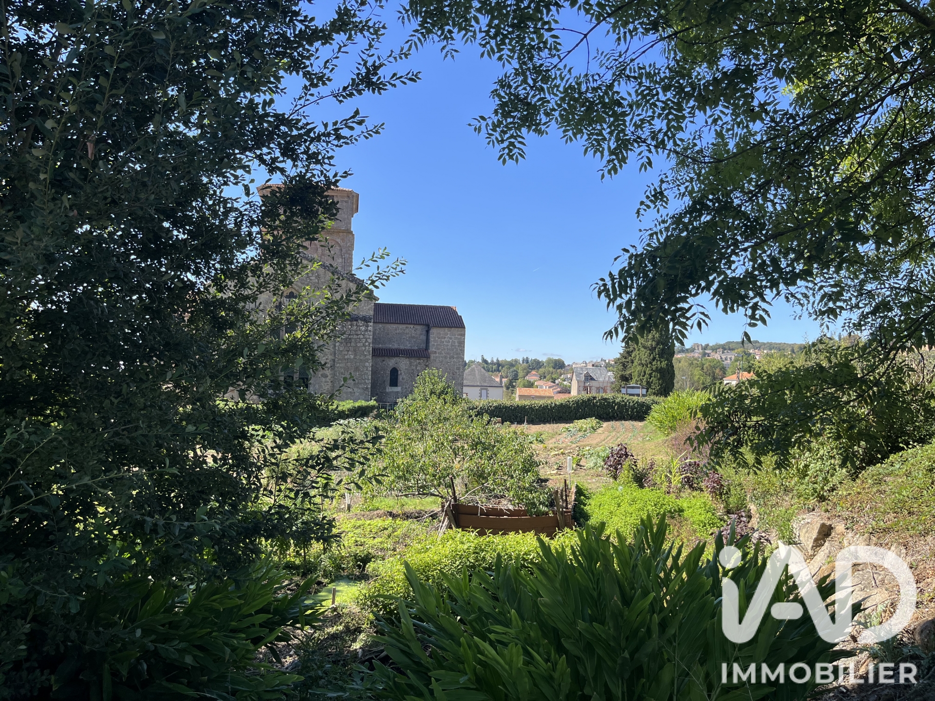 Vente maison à Pouzauges (85700) : maison de ville 5 pièces 84 m² - 2103239 — 12