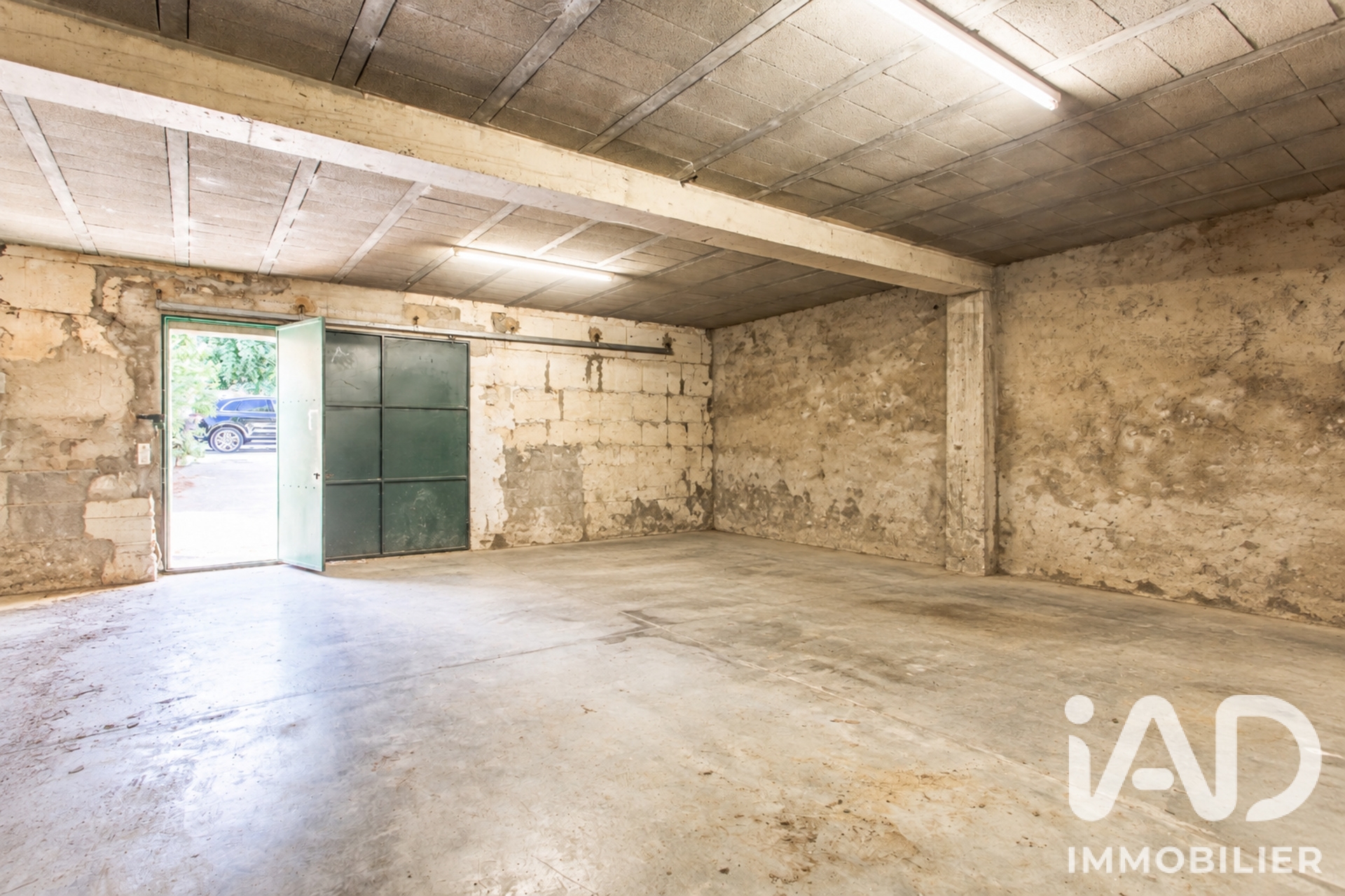 Vente maison à Fontvieille (13990) : maison de village 9 pièces 339 m² - 2107644 — 16