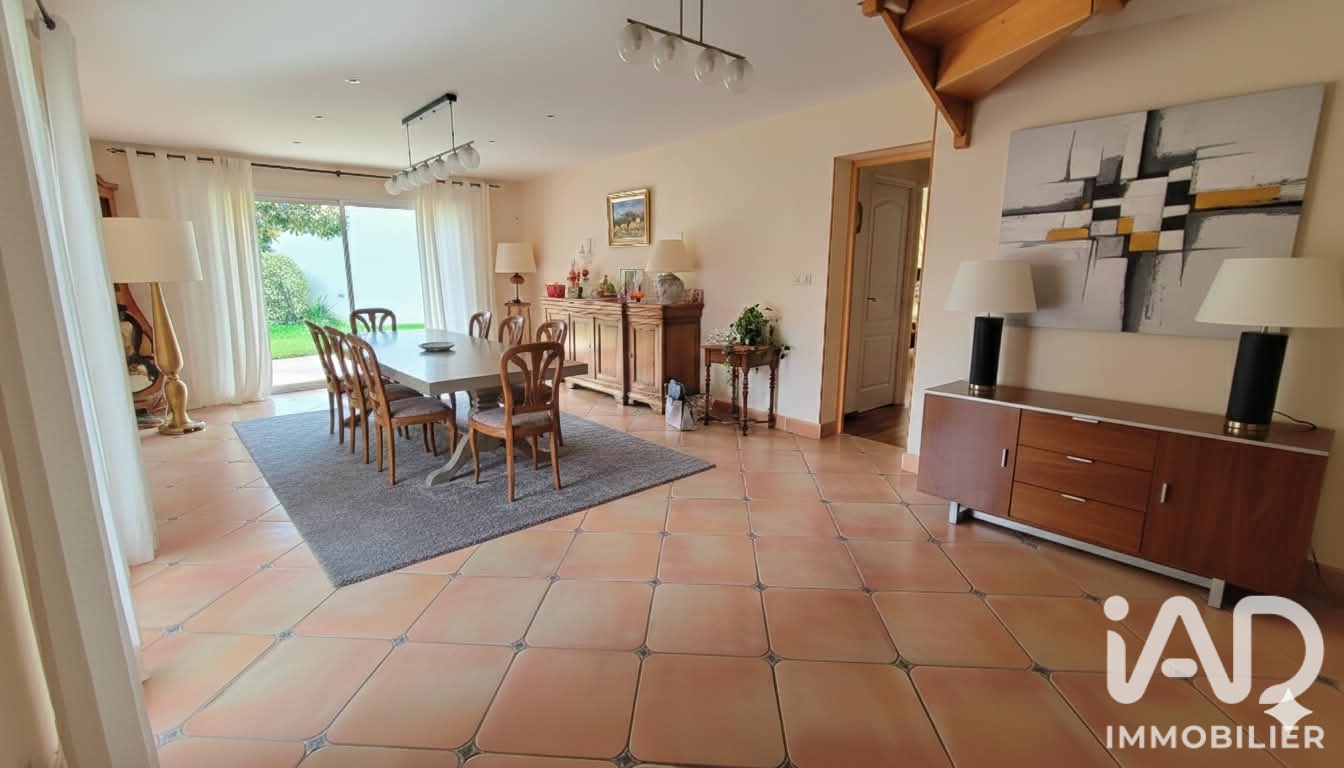 Maison à vendre à Vertou — 610 000 € — IAD France