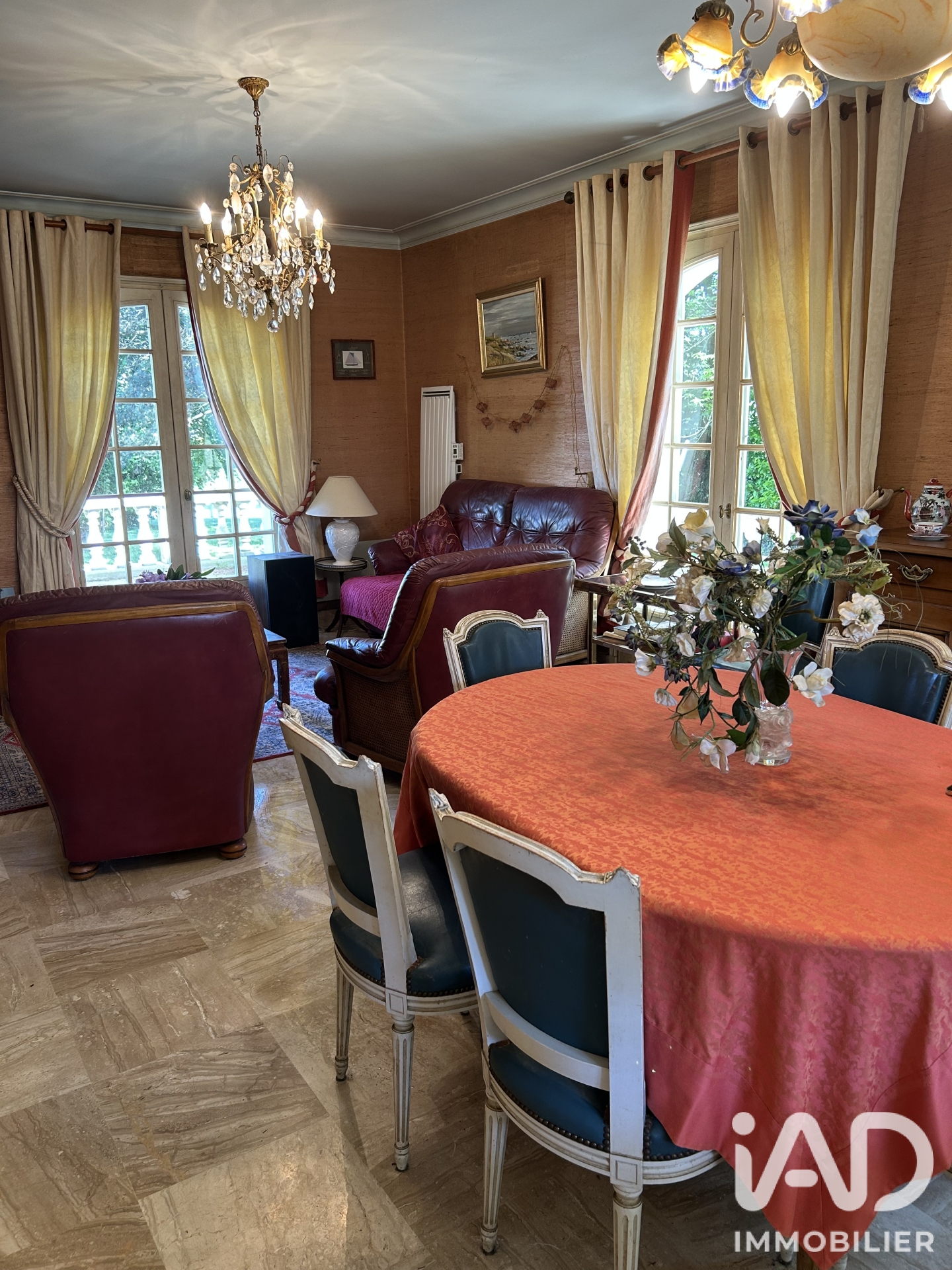 Vente maison à Ploumagoar (22970) : maison de ville 8 pièces 214 m² - 2106746 — 8