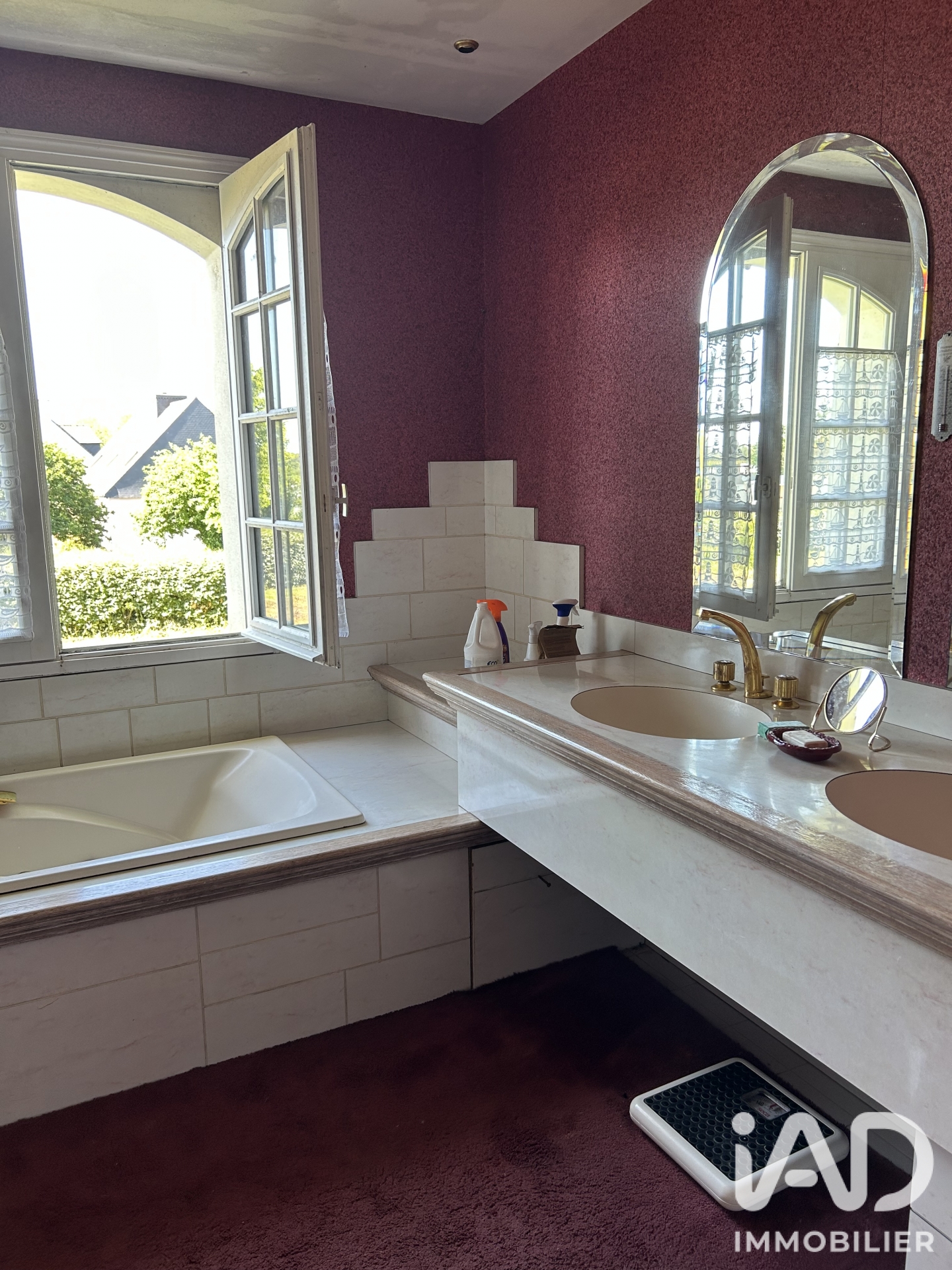 Vente maison à Ploumagoar (22970) : maison de ville 8 pièces 214 m² - 2106746 — 13