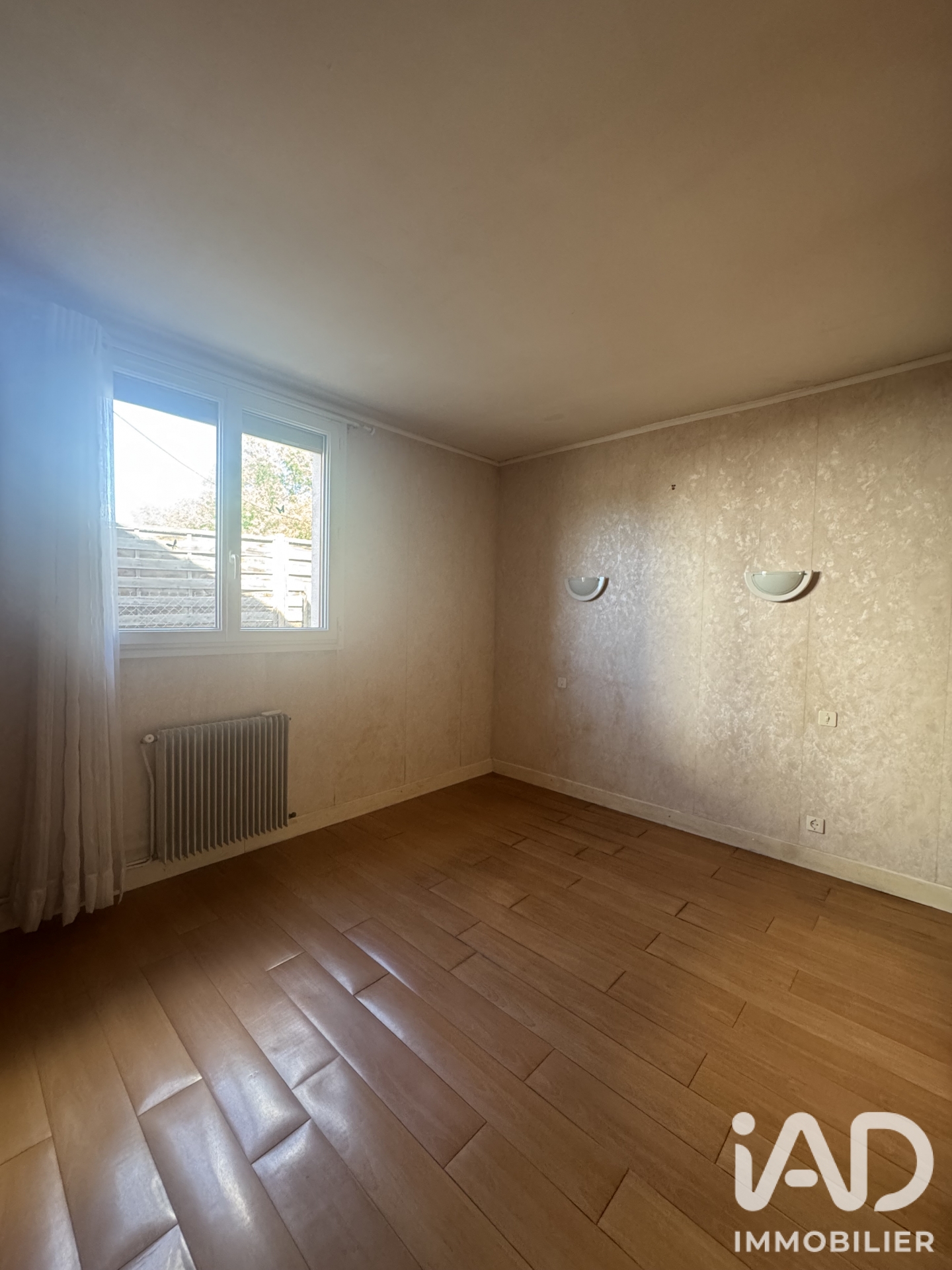 Vente maison à Bourges (18000) : maison traditionnelle 5 pièces 93 m² - 2106552 — 18