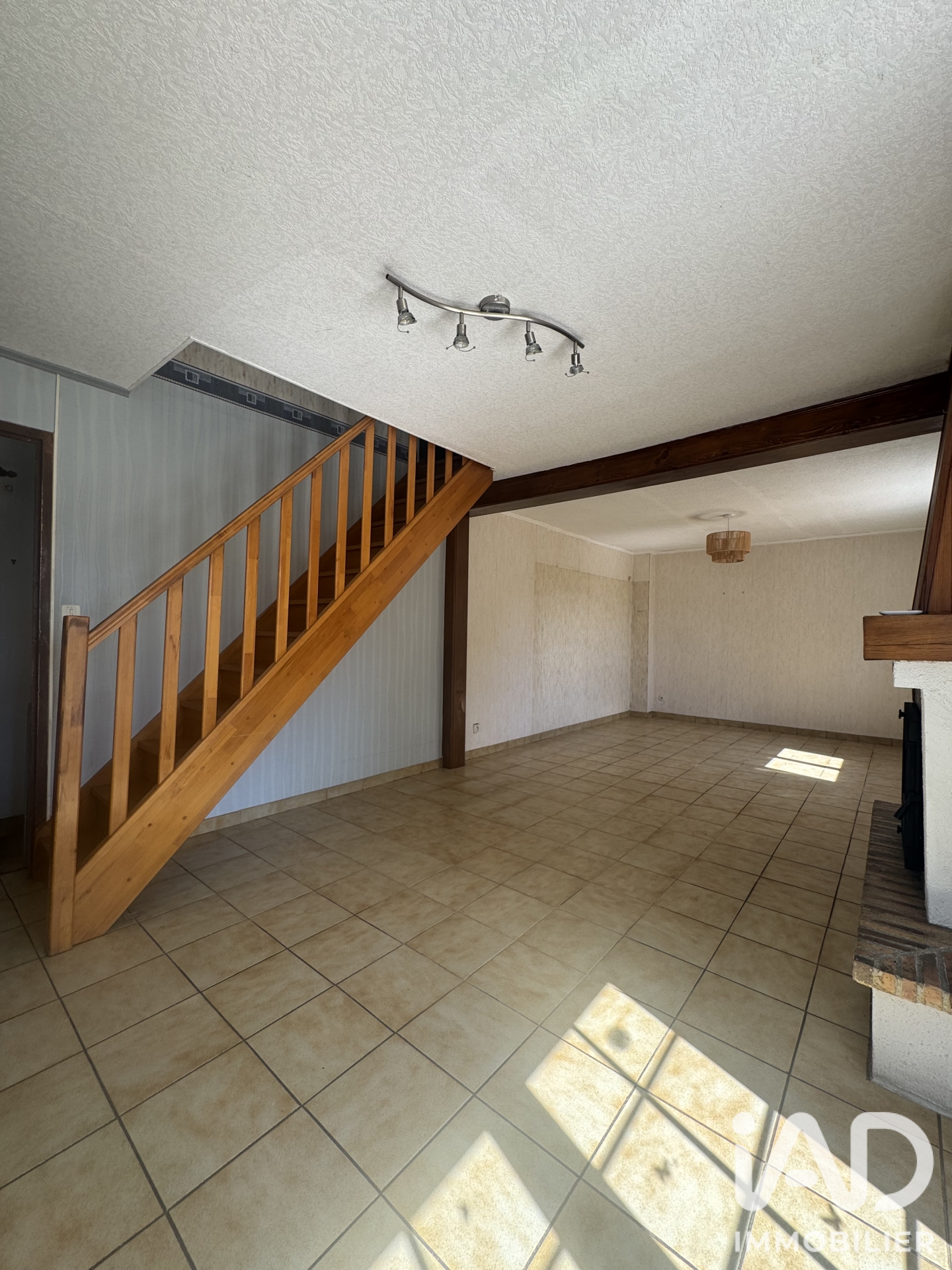 Vente maison à Bourges (18000) : maison traditionnelle 5 pièces 93 m² - 2106552 — 7