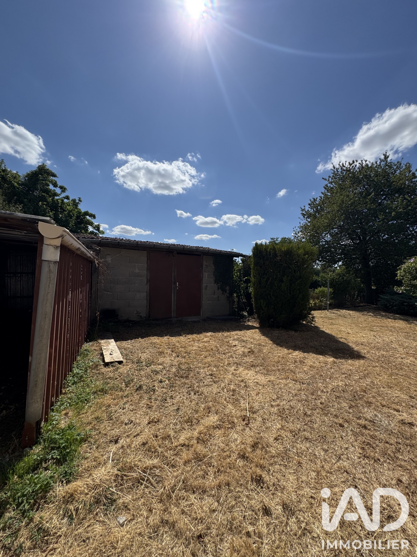 Vente maison à Bourges (18000) : maison traditionnelle 5 pièces 93 m² - 2106552 — 23