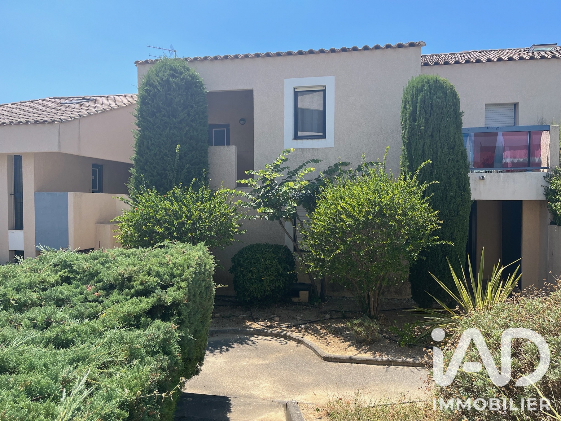 Appartement à vendre à Sanary-sur-Mer — 345 000 € — IAD France