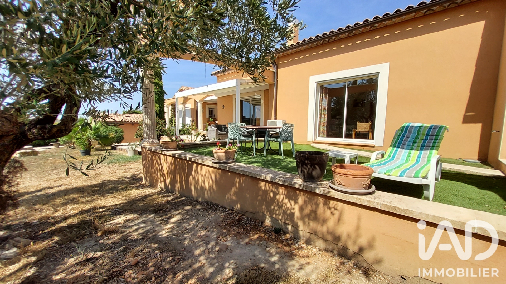 Vente maison à Montfrin (30490) : maison traditionnelle 7 pièces 205 m² - 2106327 — 4