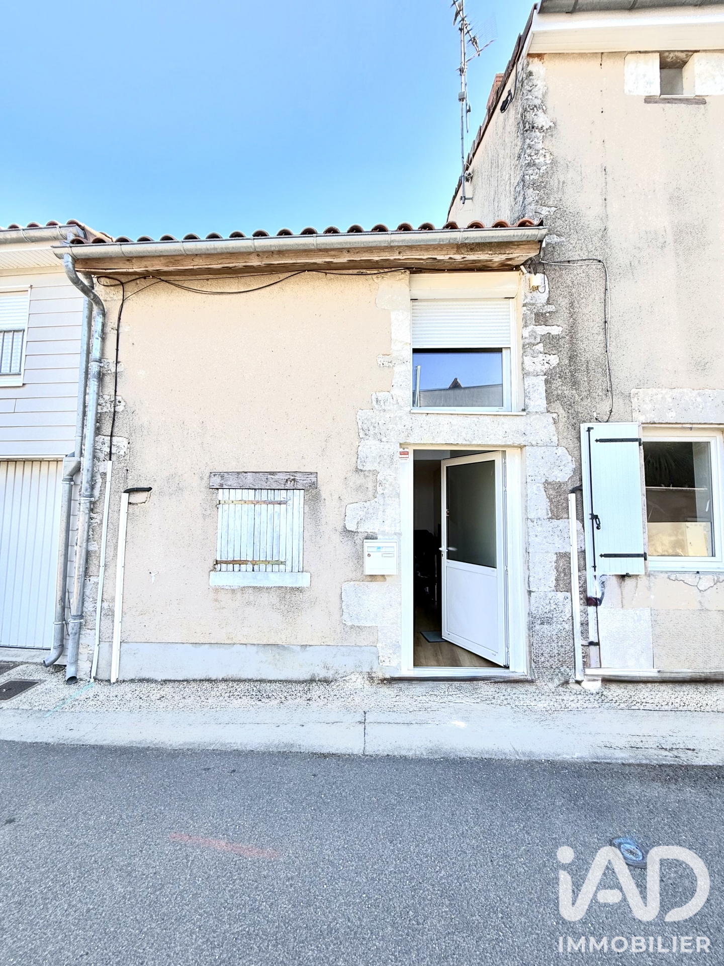 Vente maison à Nieuil-l'Espoir (86340) : maison 2 pièces 28 m² - 2107927 — 6