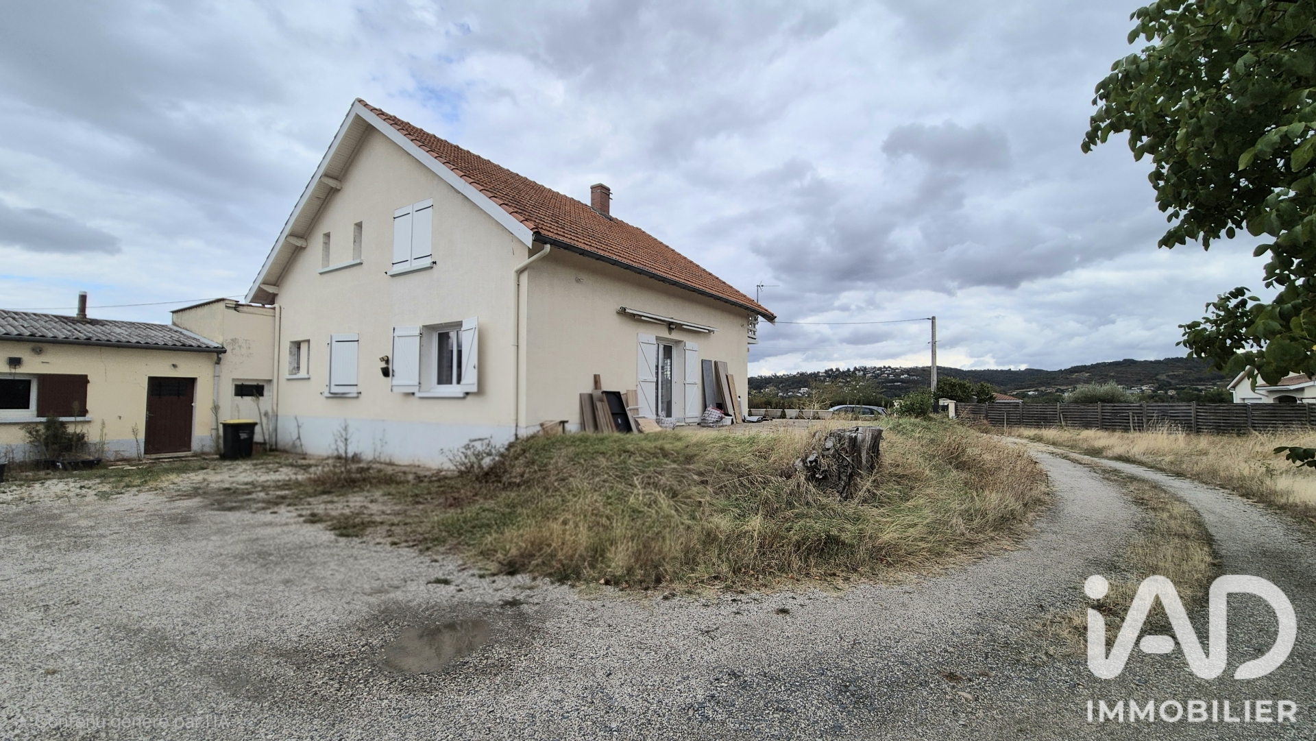 Vente maison à Saint-Just-Saint-Rambert (42170) : maison 8 pièces 235 m² - 2107543 — 13
