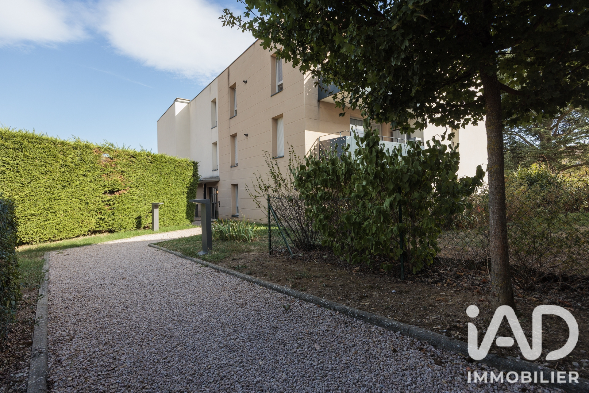 Vente appartement à Grézieu-la-Varenne (69290) : appartement 2 pièces 44 m² - 2100810 — 10