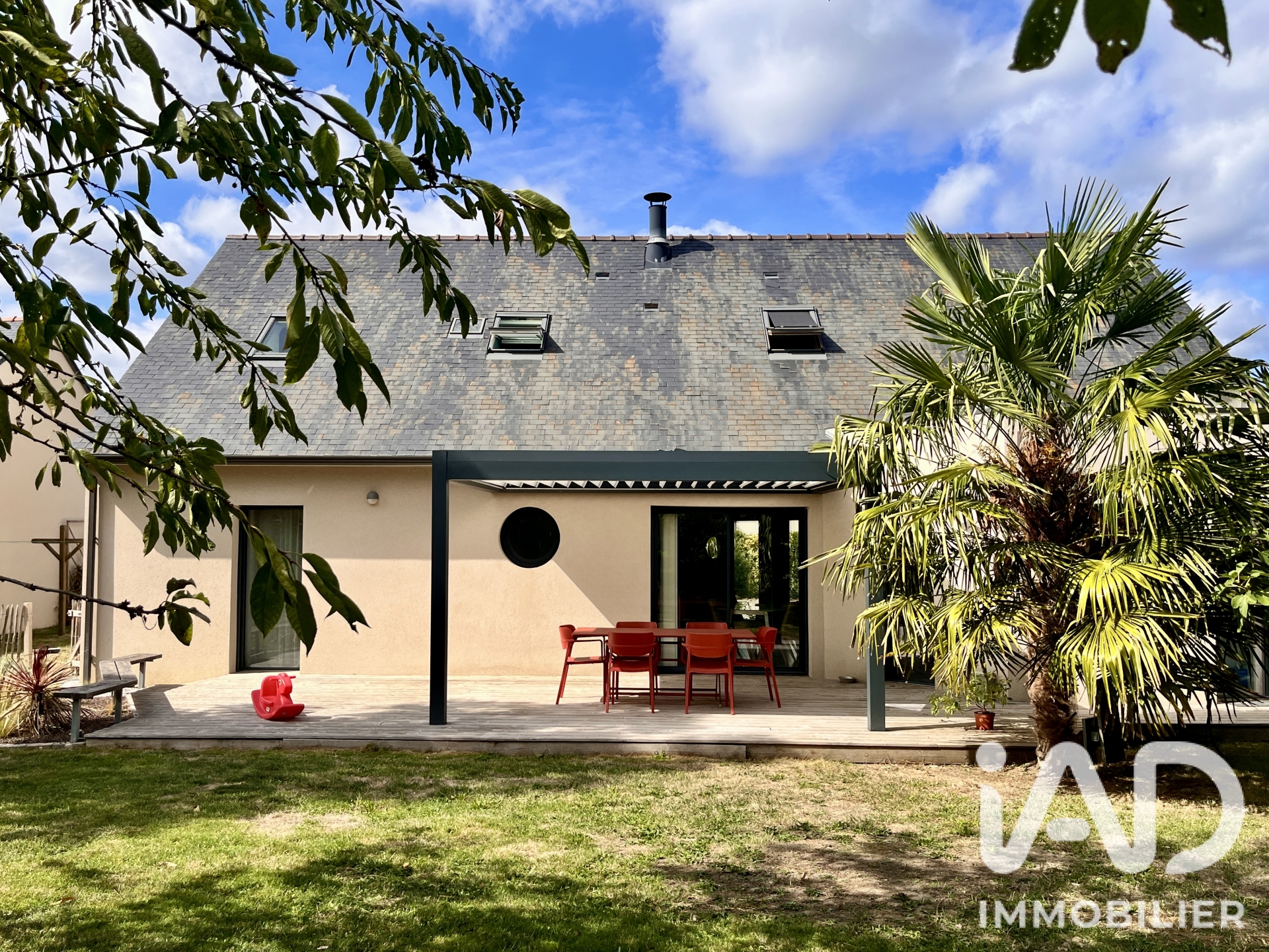 Maison à vendre à Jarzé-Villages — 285 000 € — IAD France