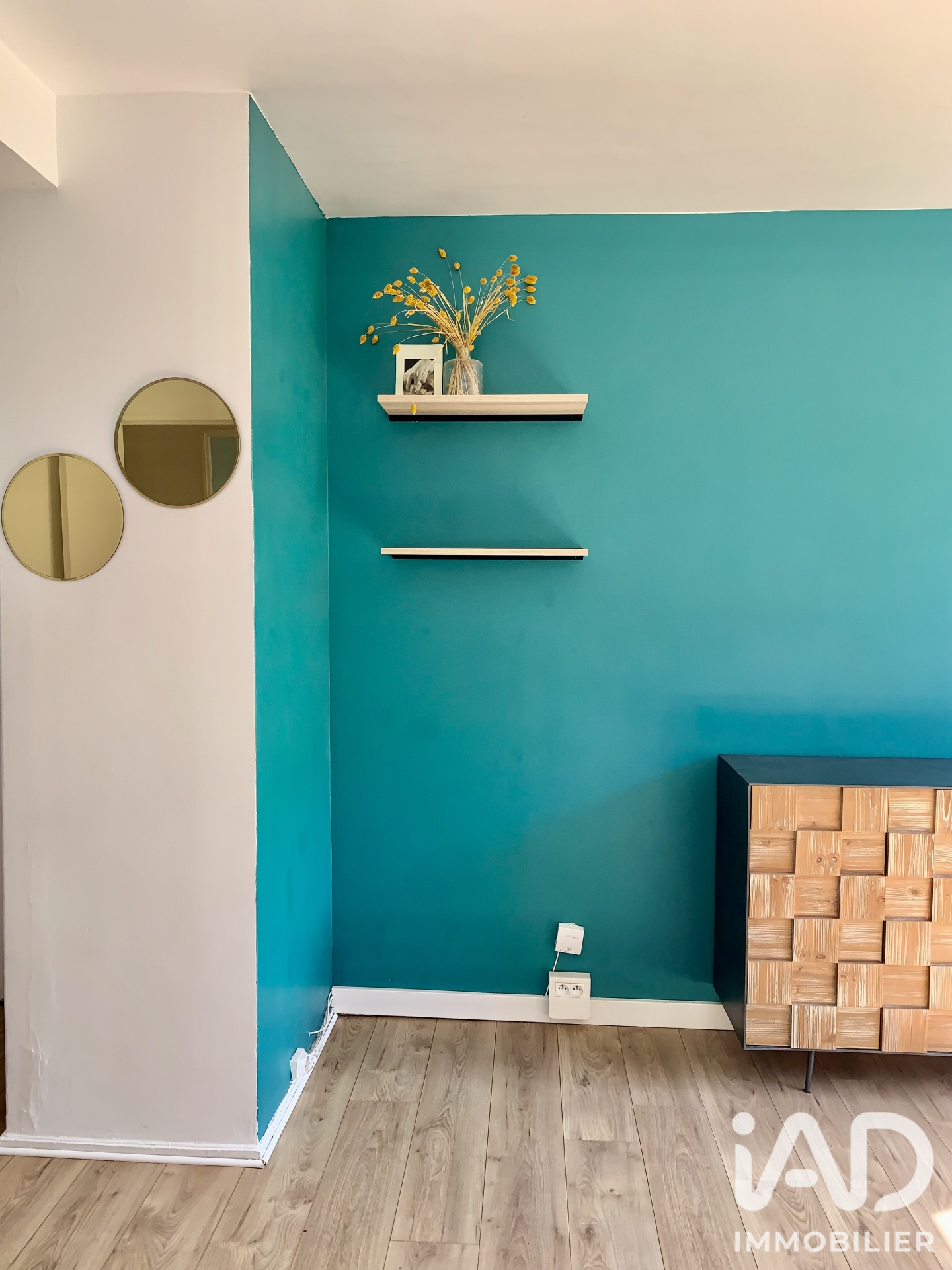 Appartement à vendre à Villeneuve-la-Garenne — 159 500 € — IAD France