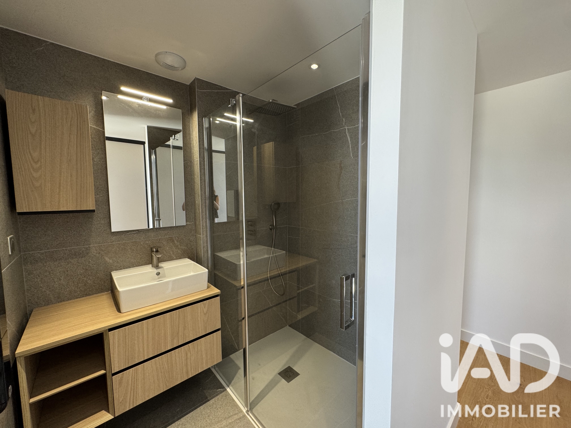 Vente appartement à Castries (34160) : appartement 3 pièces 96 m² - 2104906 — 10