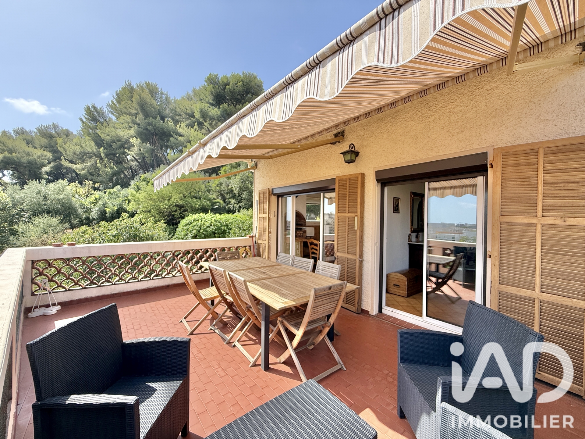 Vente maison à Saint-Laurent-du-Var (06700) : maison de ville 5 pièces 181 m² - 2104884 — 6