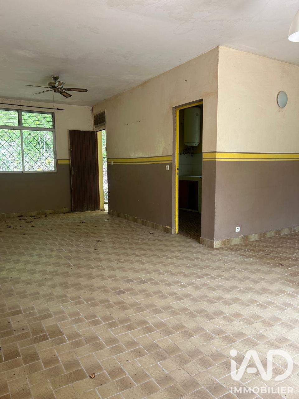 Vente maison à Le Gosier (97190) : maison traditionnelle 5 pièces 232 m² - 2106437 — 8