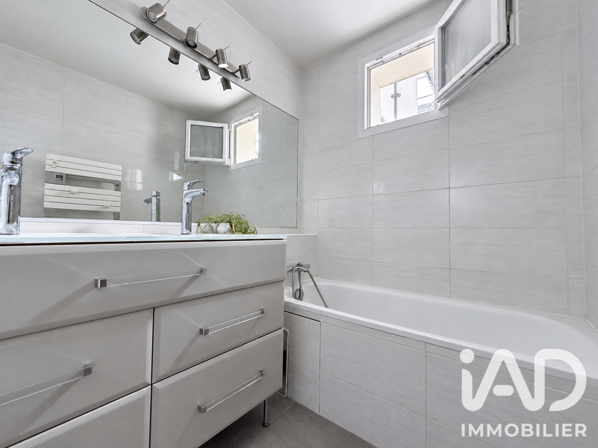 Vente appartement à Athis-Mons (91200) : appartement 4 pièces 84 m² - 2103022 — 13