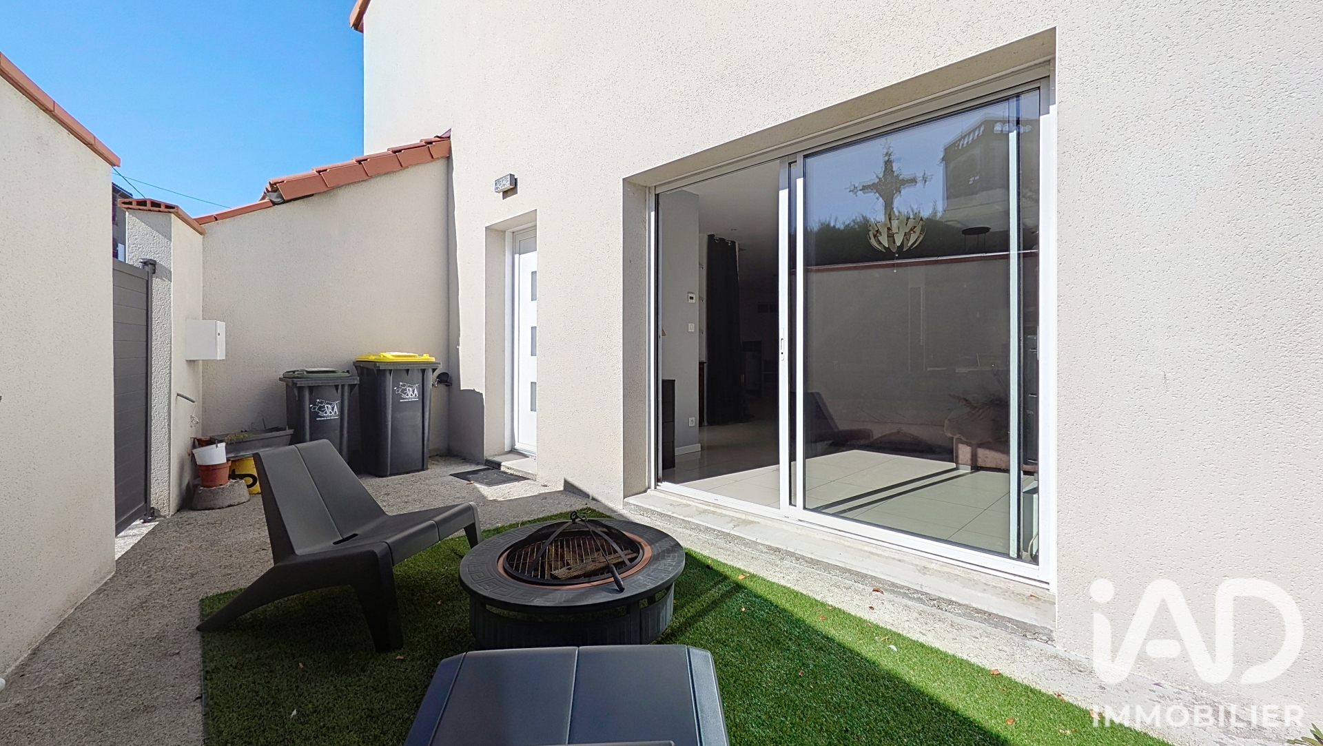 Maison à vendre à Chappes — 278 000 € — IAD France