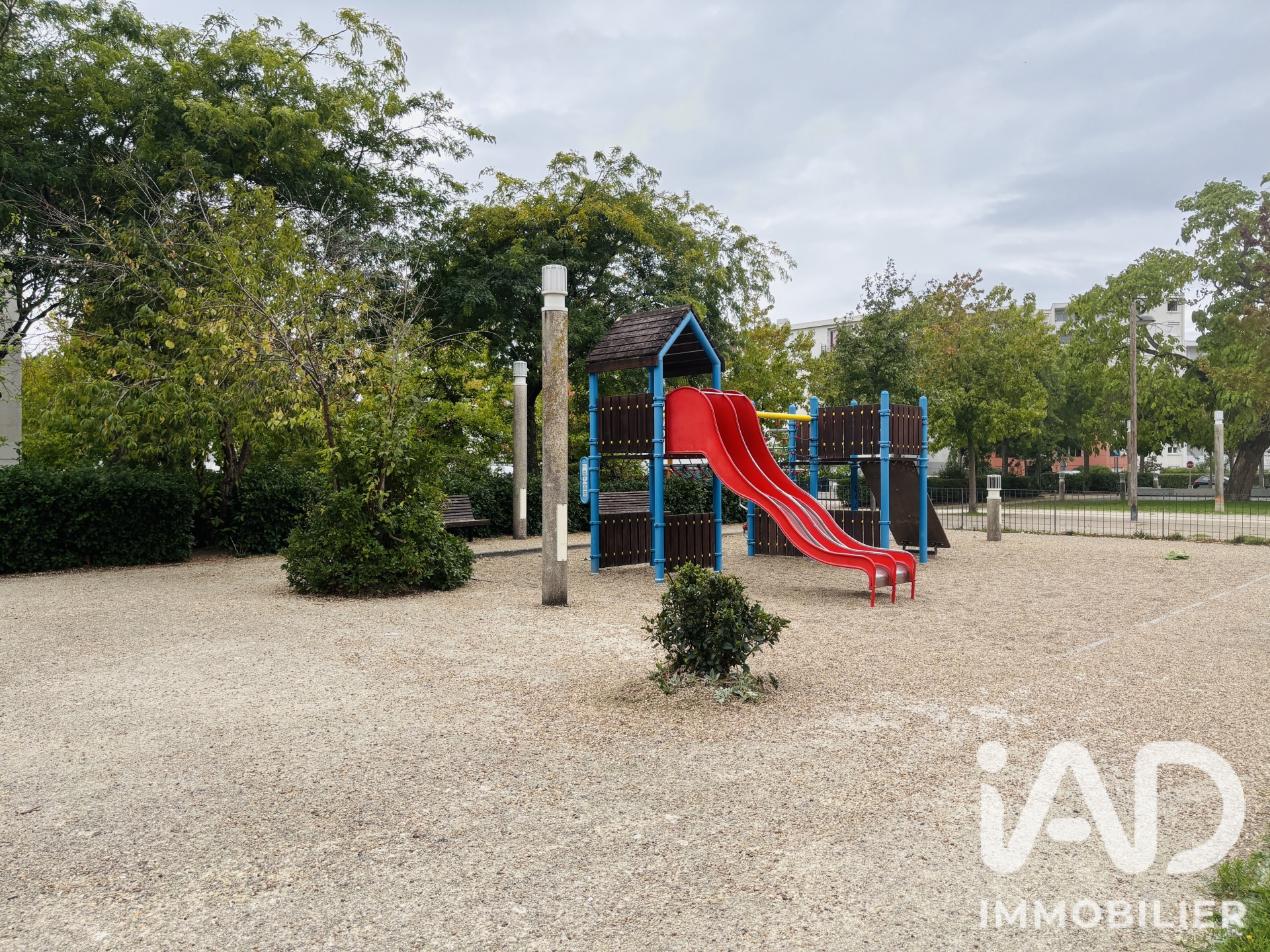 Vente appartement à Saint-Pierre-des-Corps (37700) : appartement 4 pièces 80 m² - 2109423 — 19