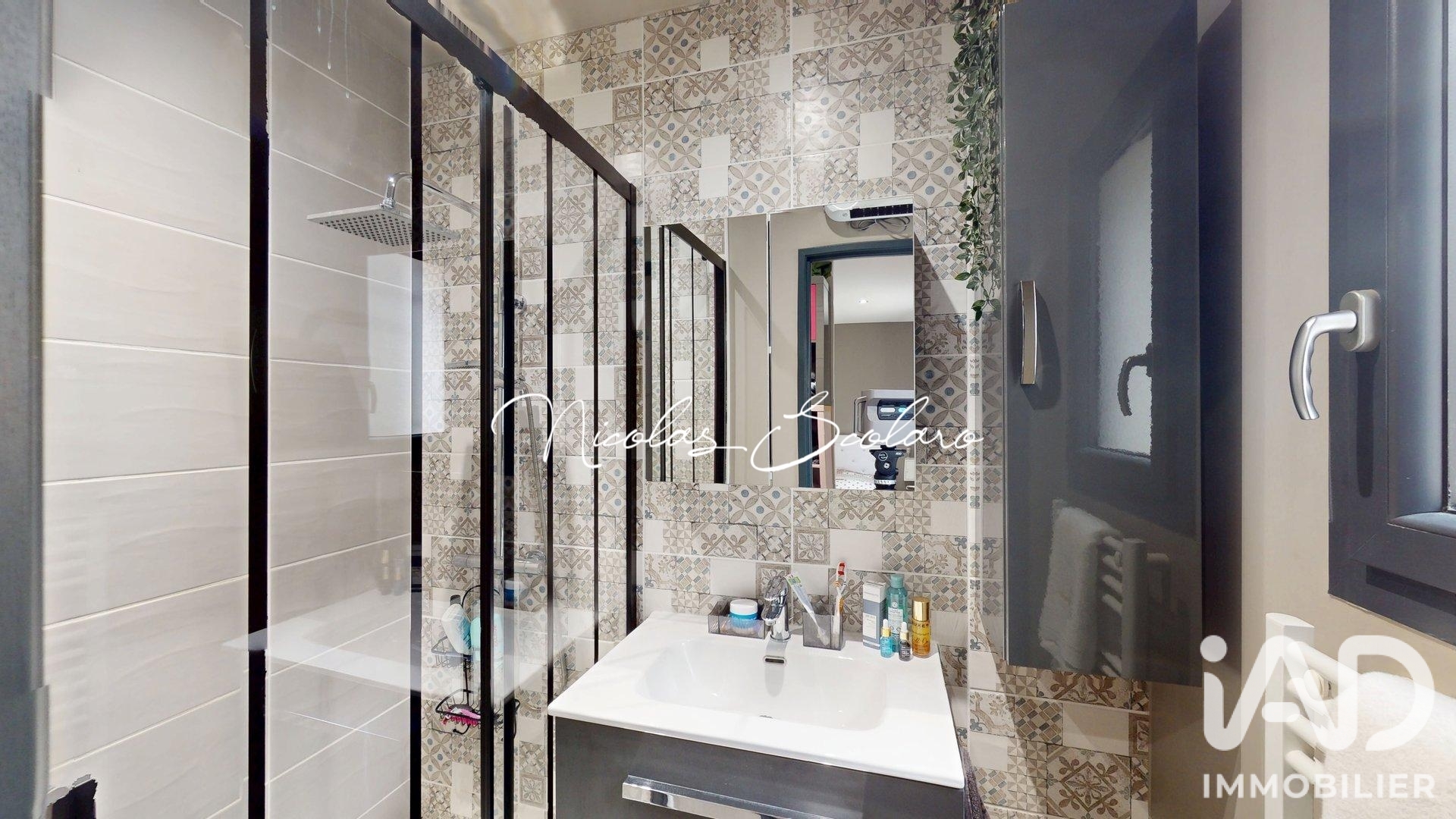 Vente maison à Saint-Étienne-du-Grès (13103) : maison traditionnelle 6 pièces 118 m² - 2108915 — 6