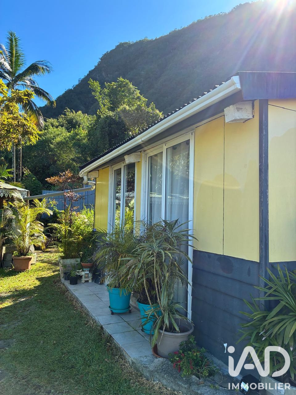 Vente maison à Entre-Deux (97414) : maison traditionnelle 5 pièces 159 m² - 2108964 — 5